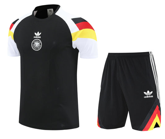 CAMISETA Y PANTALÓN CORTO ENTRENAMIENTO ALEMANIA 25/26